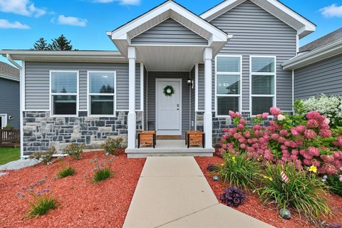 SELF CONTAINED LODGE